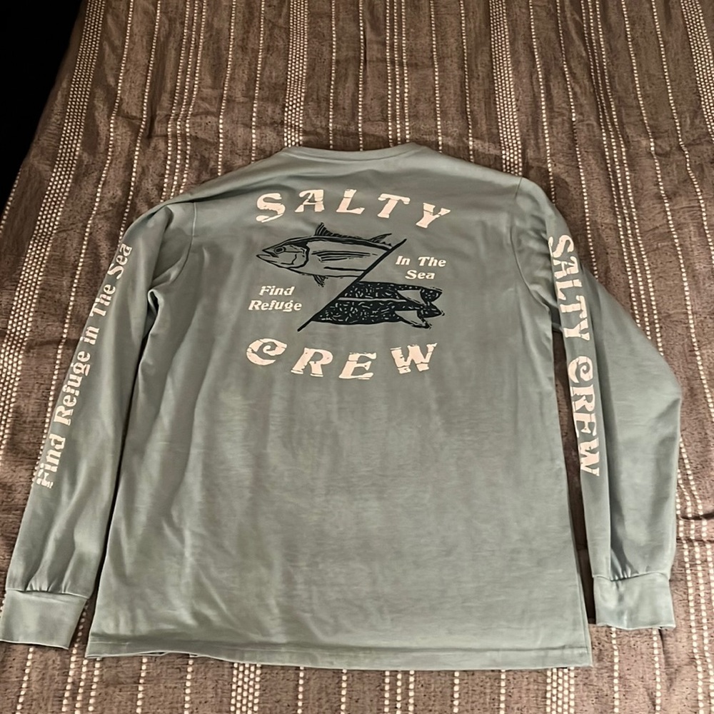 Salty Crew, Long Sleeve. Size: Medium. Blue